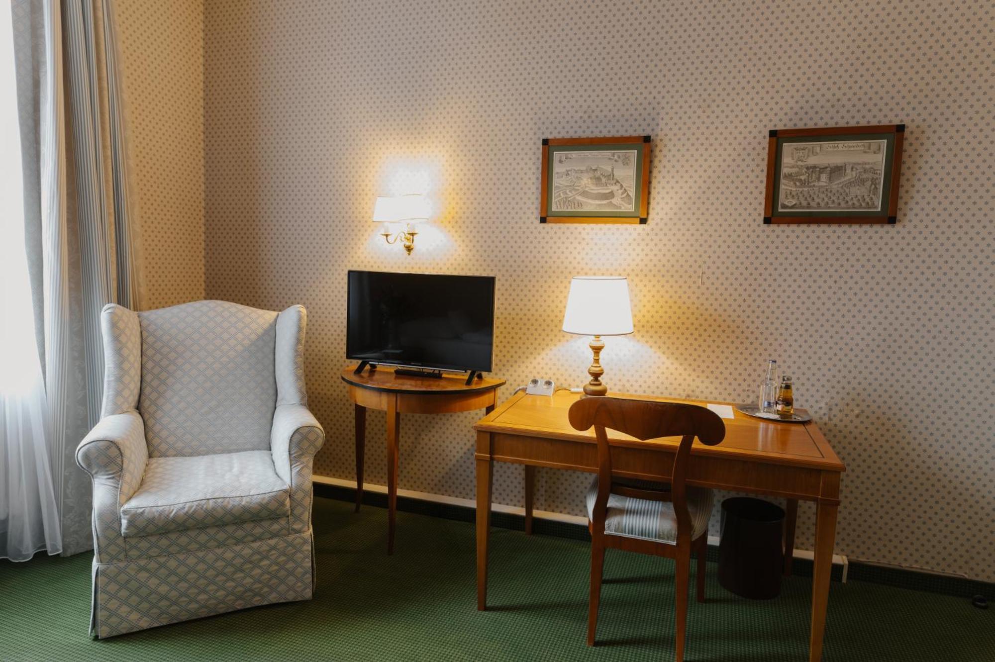Romantik Hotel Zur Post Fürstenfeldbruck Kültér fotó