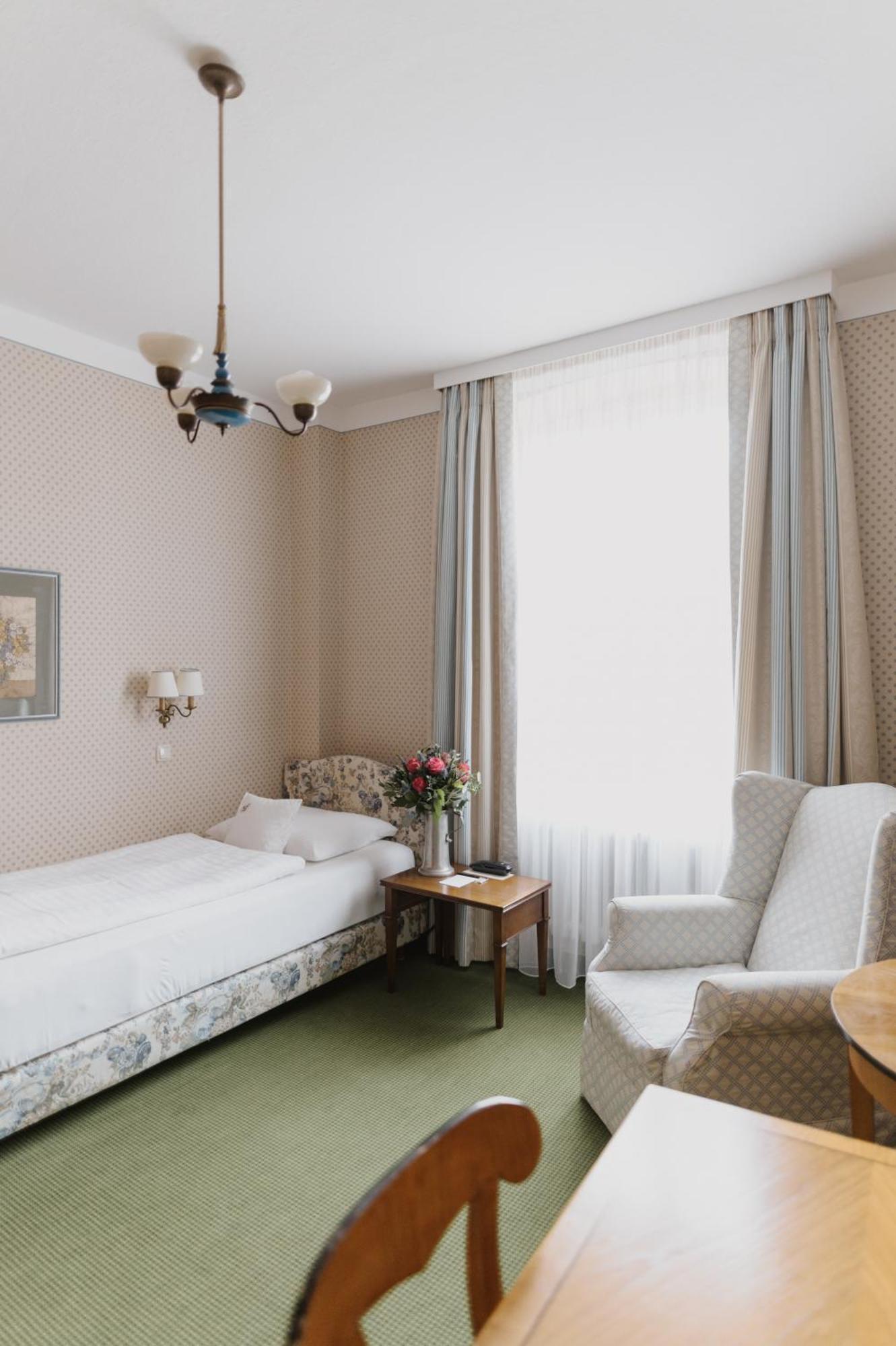 Romantik Hotel Zur Post Fürstenfeldbruck Kültér fotó