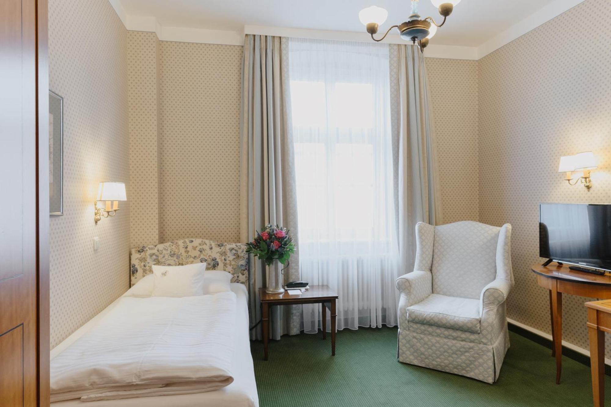 Romantik Hotel Zur Post Fürstenfeldbruck Kültér fotó